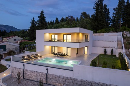 Villa Navis