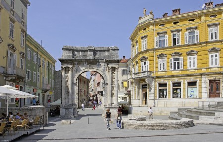 Pula