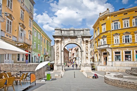 Pula