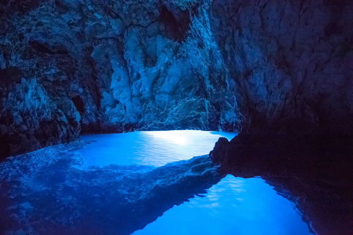 Die Blaue Grotte in Kroatien