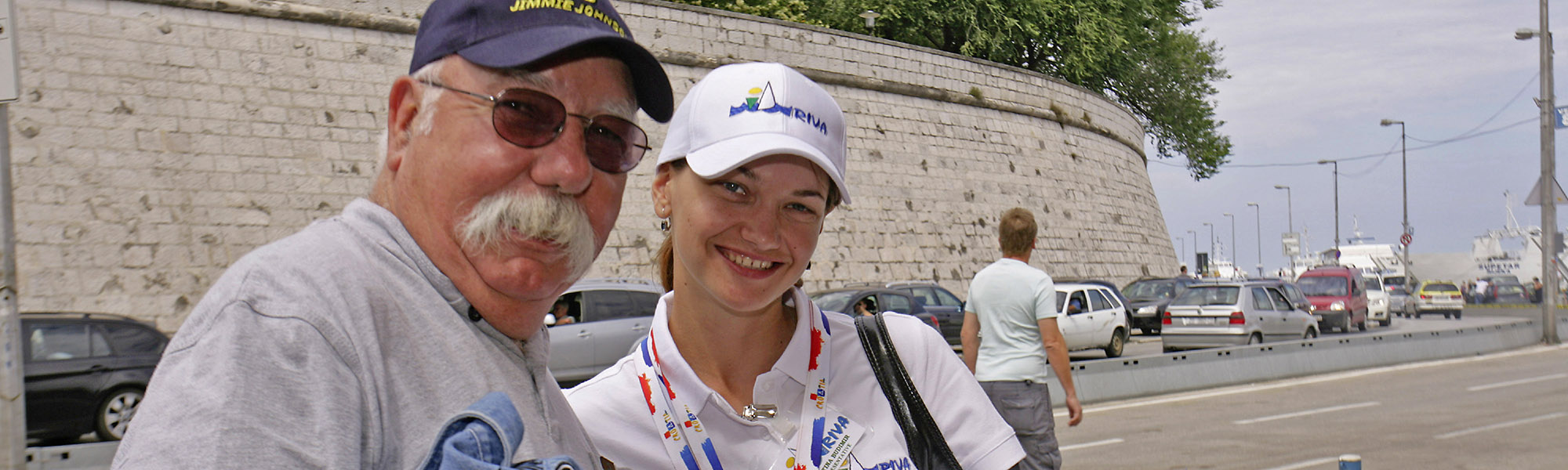 Hinweise & Informationen Hinweise & Informationen