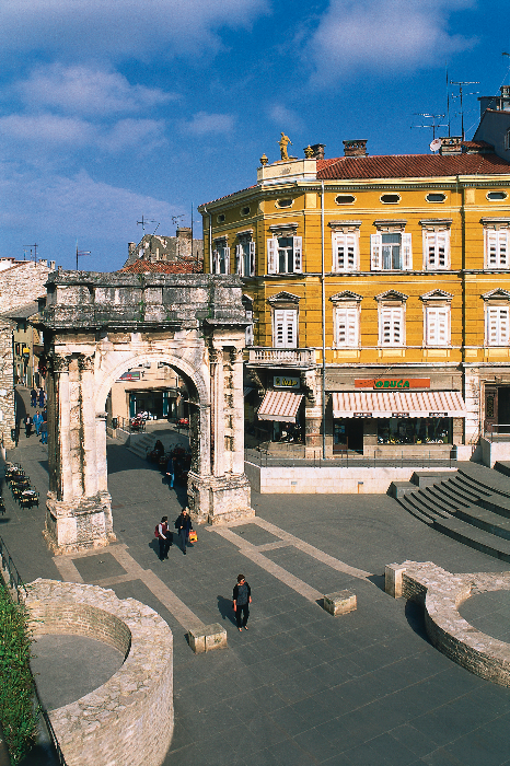 Pula
